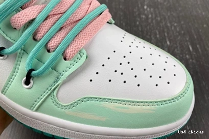 7049 Jordan Low SportInspired 123 1 DC0774- 1028